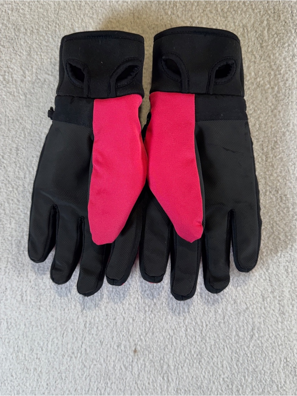 Pink and Black Swiss Cross Winter Gloves - Picture 2 of 4